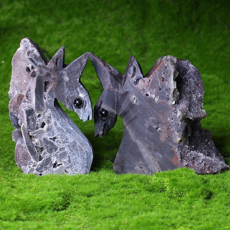 2Hand Carved Healing Stones Mineral Calcite Specimen Rough Crafts Natural Sphalerite Unicorn Carving Cluster For Decoration